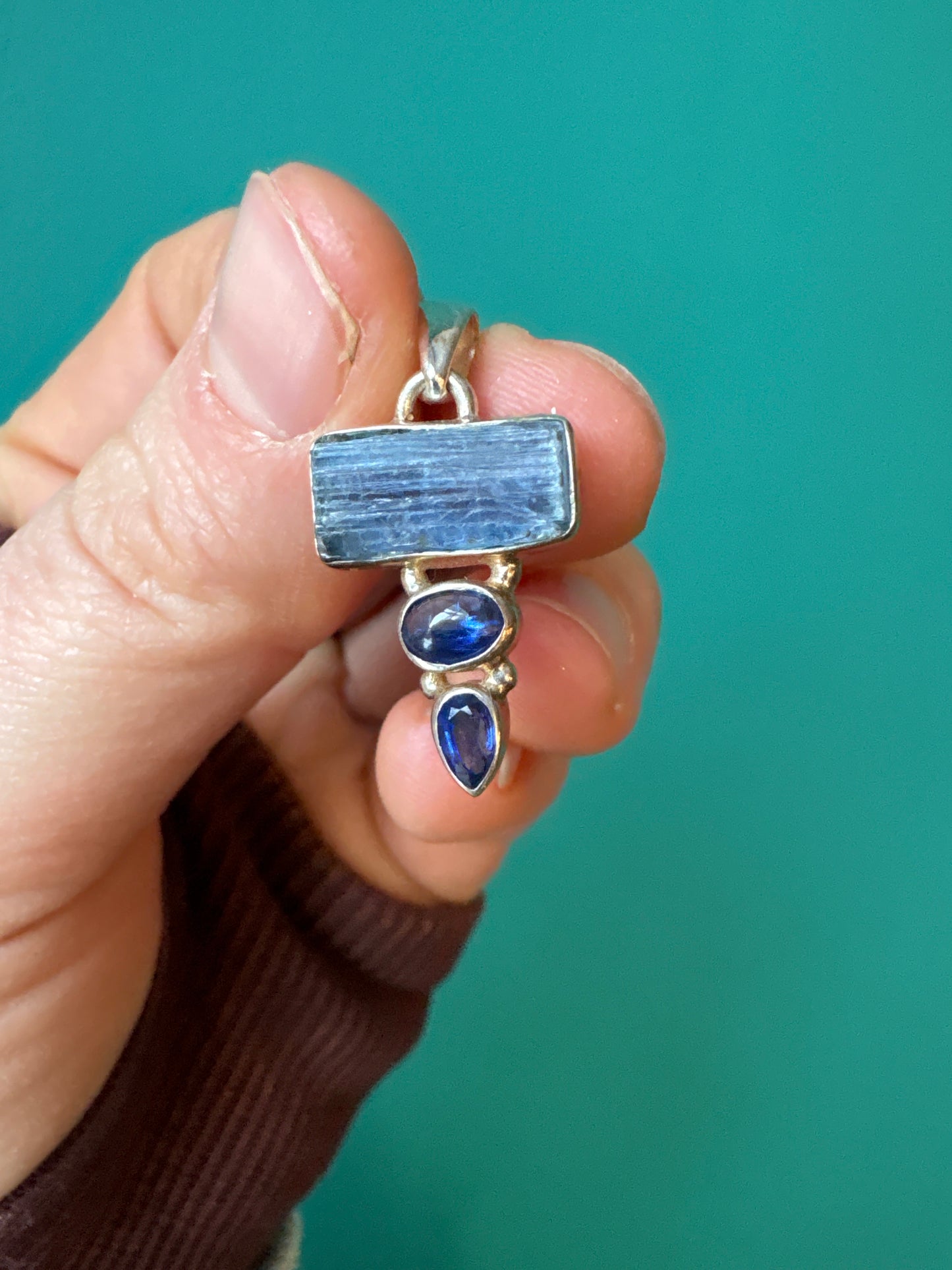 *Pendant 3 Stone
