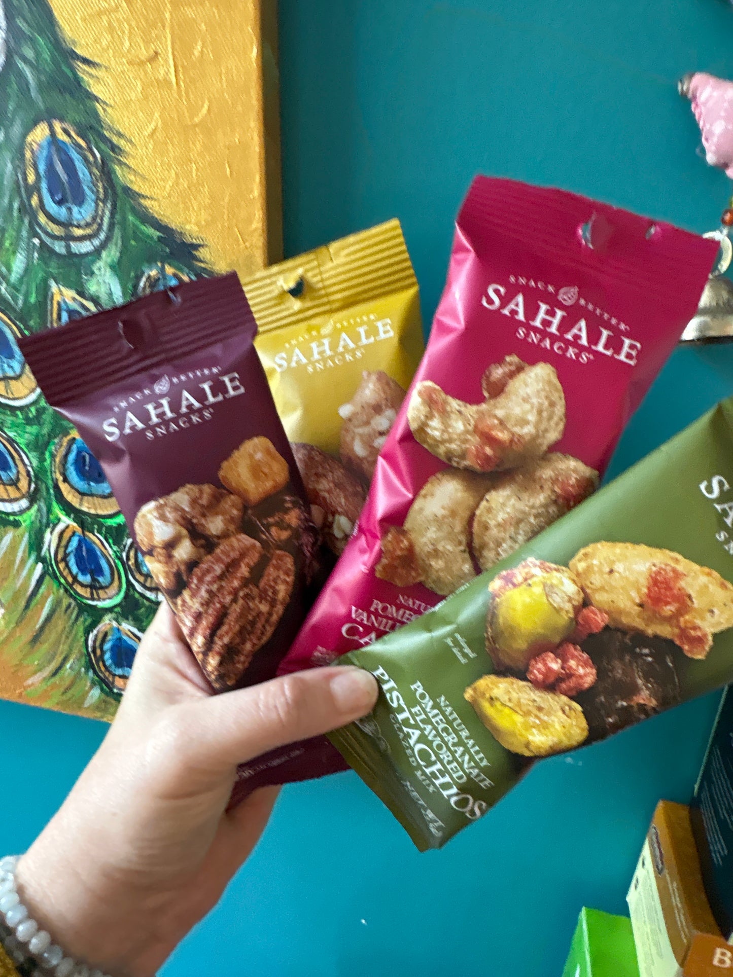 Sahal mixed nuts snack