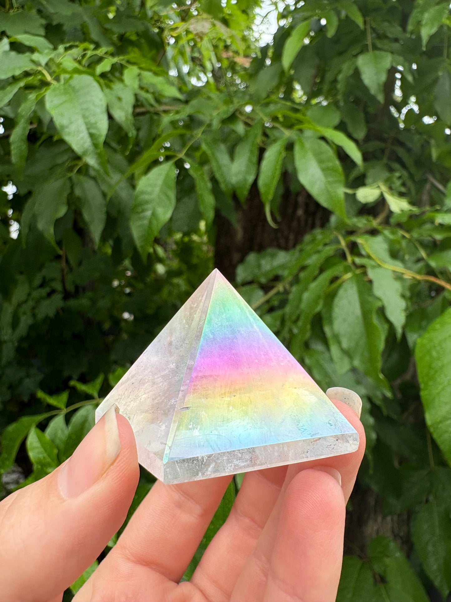 *Pyramid Angel Aura Quartz