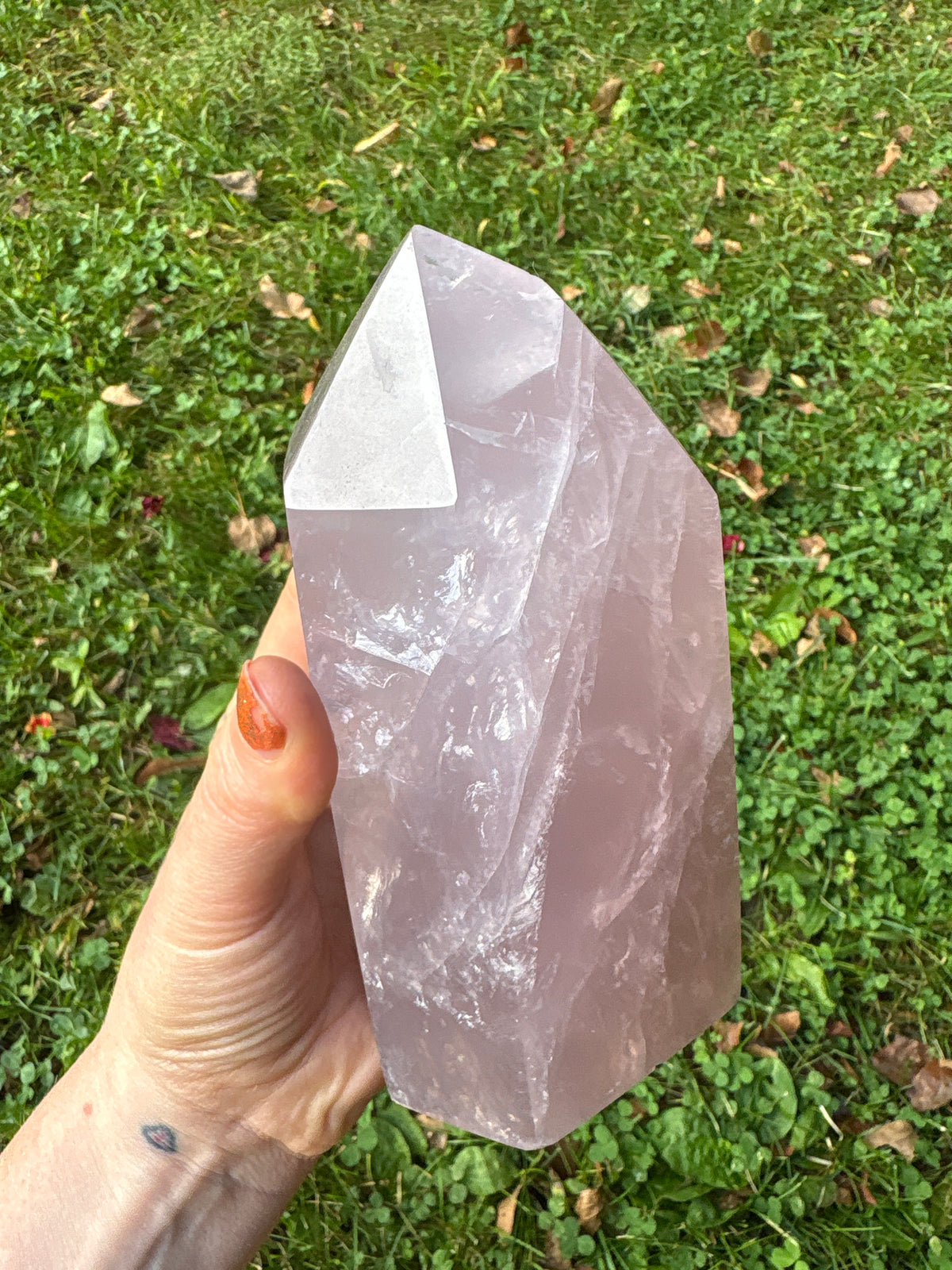Gemmy Rose Quartz Tower