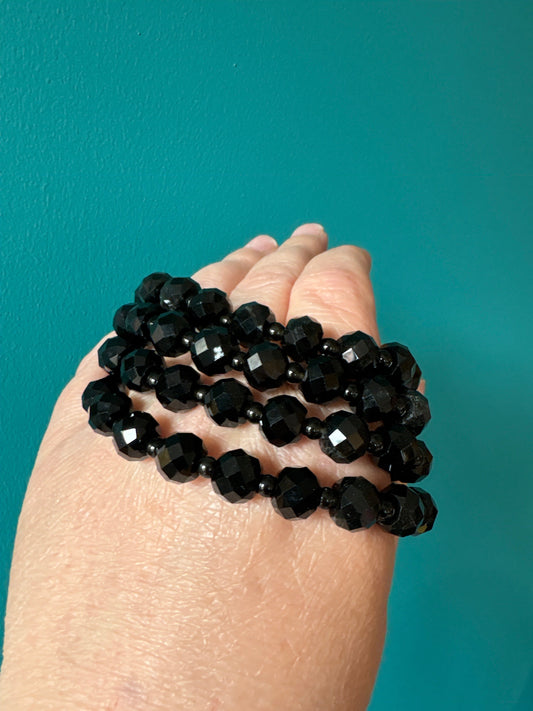 Bracelet Black Obsidian faceted 8mm beads promoting grounding and protection against negative energy