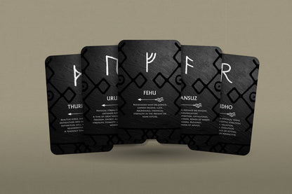 *Runes Oracle - Nordic Cards