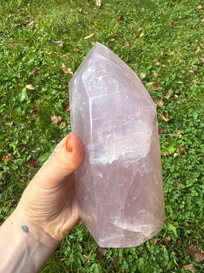 Gemmy Rose Quartz Tower