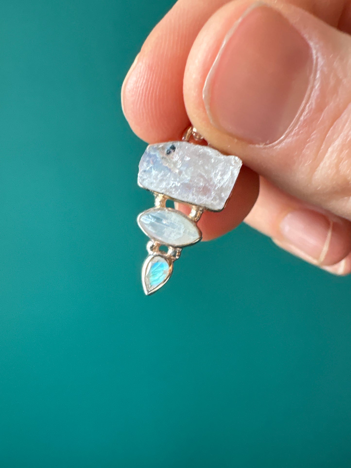 *Pendant 3 Stone