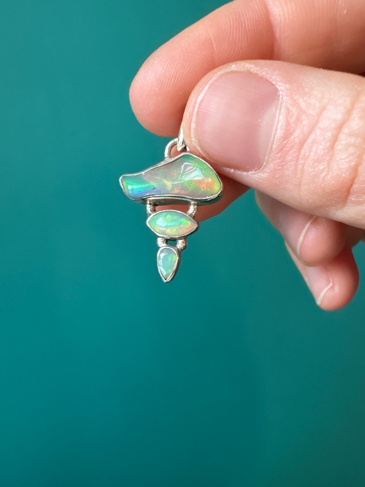 *Pendant 3 Stone