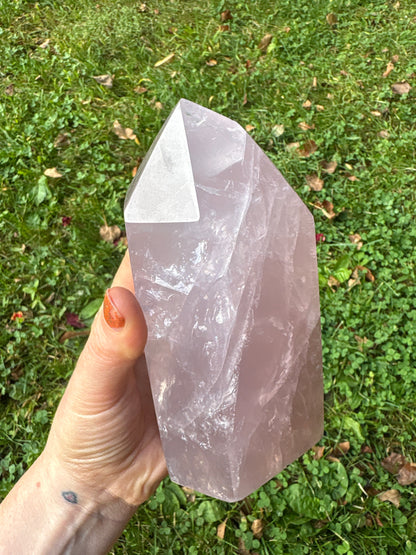 Gemmy Rose Quartz Tower