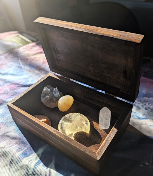 Tarot Raider Handcrafted Tarot & Oracle Card Box – Wood Finish (Small) Hinged