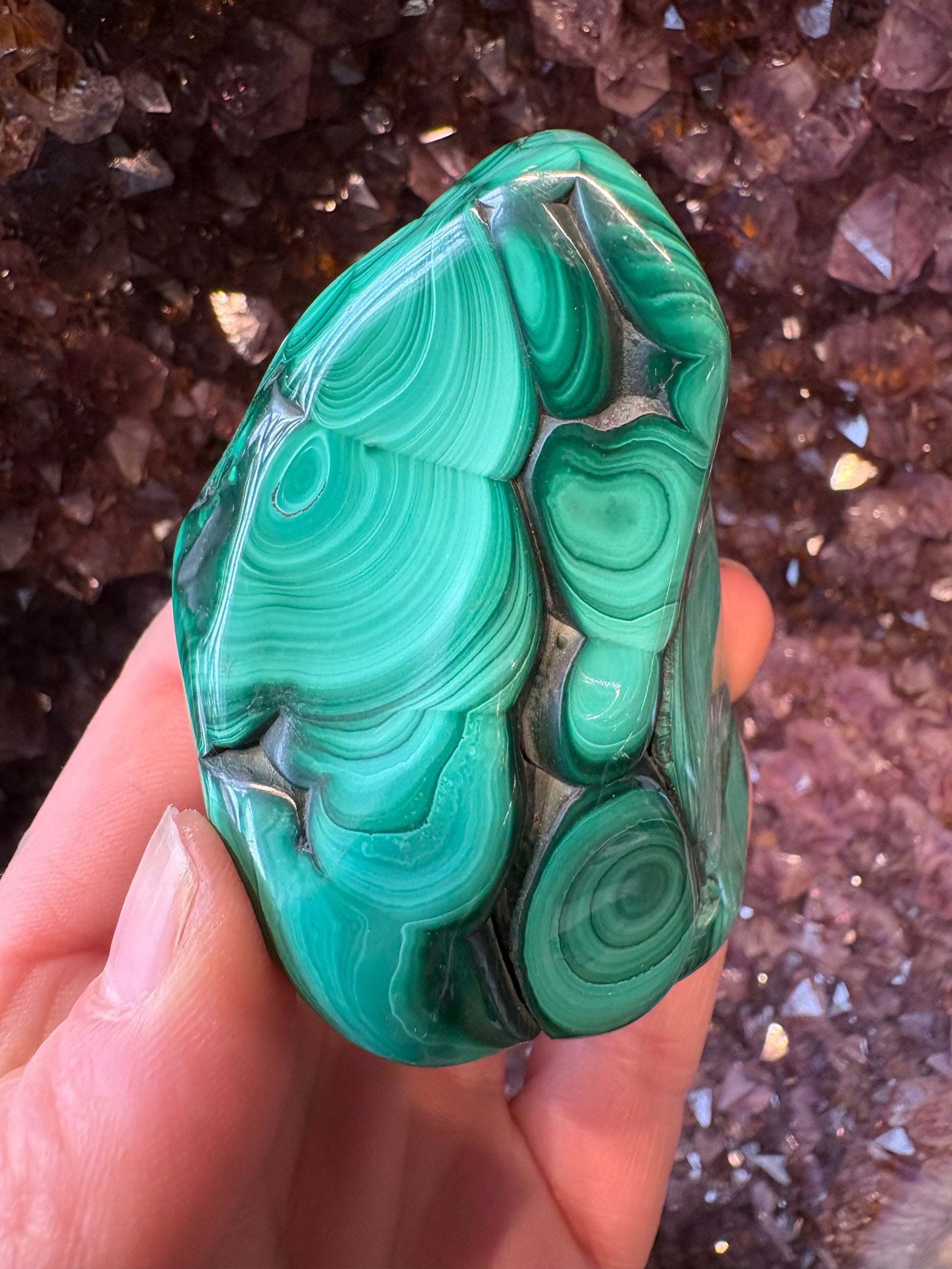 Malachite Freeform – Hand-Polished | Deep Green Crystal for Heart Chakra Healing & Transformation