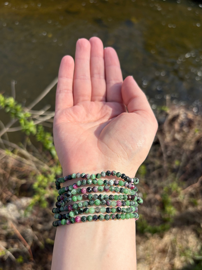 Ruby Zoisite faceted 4mm Bracelet