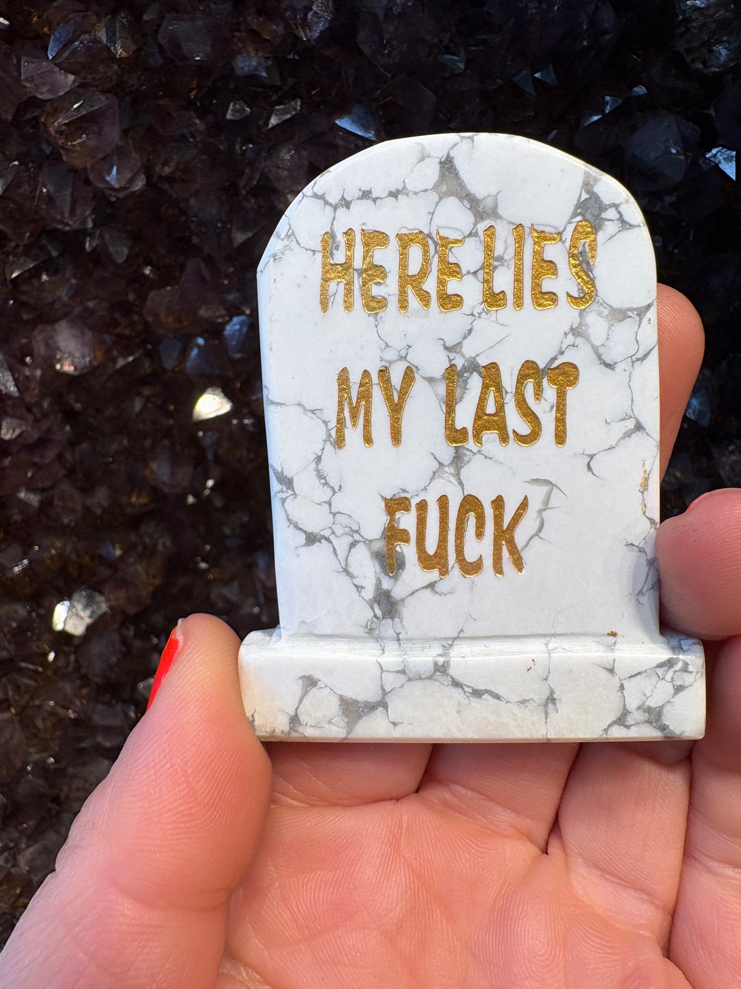 Howlite Tombstone Carving – Funny Crystal Gravestone “Here Lies My Last F*ck” & “Here Lies Beetlejuice” Gothic Decor