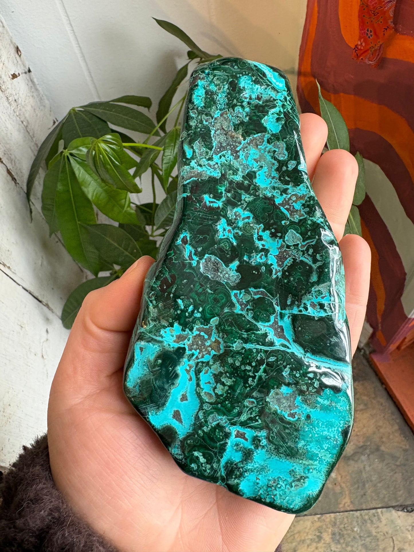 Malachite Freeform – Hand-Polished | Deep Green Crystal for Heart Chakra Healing & Transformation