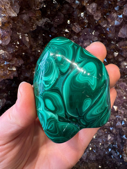 Malachite Freeform – Hand-Polished | Deep Green Crystal for Heart Chakra Healing & Transformation