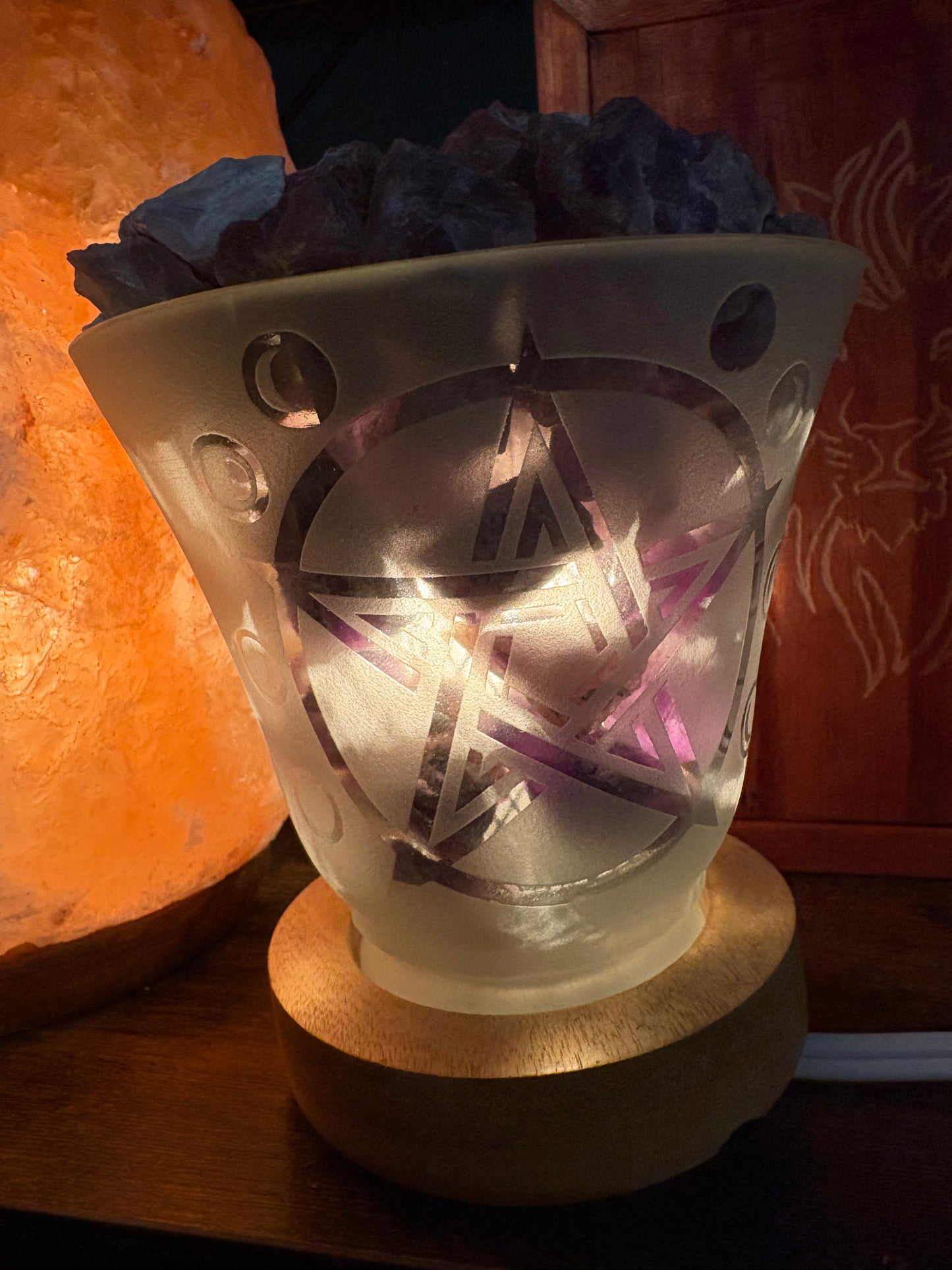 Amethyst Crystal Lamp – Frosted Glass with Pentacle &amp; Moon Cycle Design