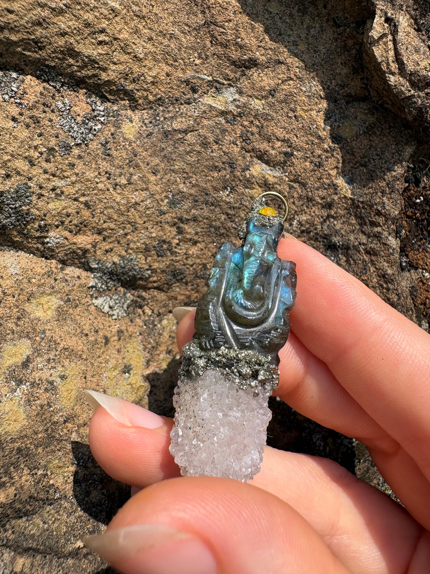 Opening Portals Amulet