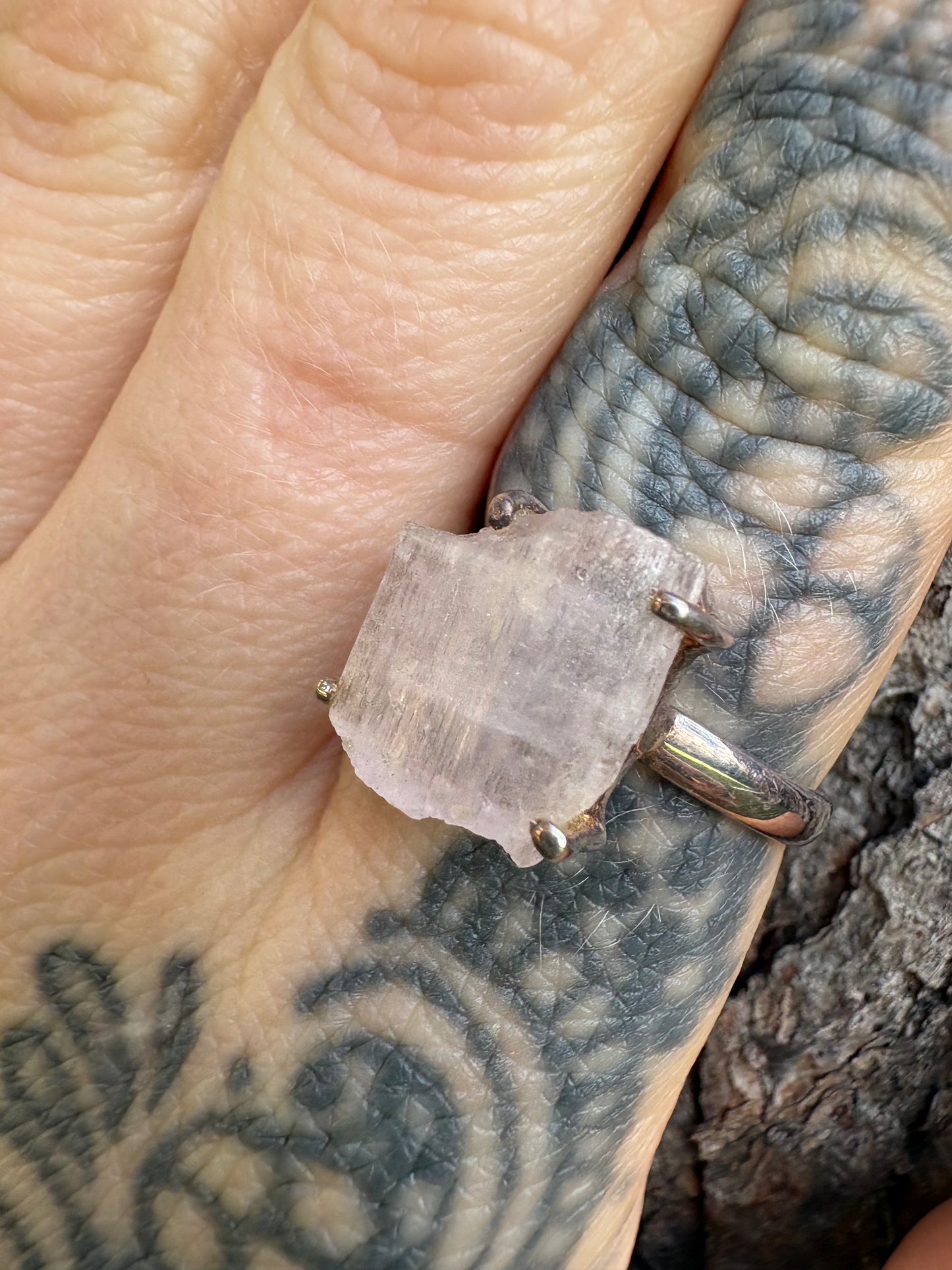 Raw Kunzite Ring in Sterling Silver – Love, Heart Healing & Emotional Harmony, Size 9