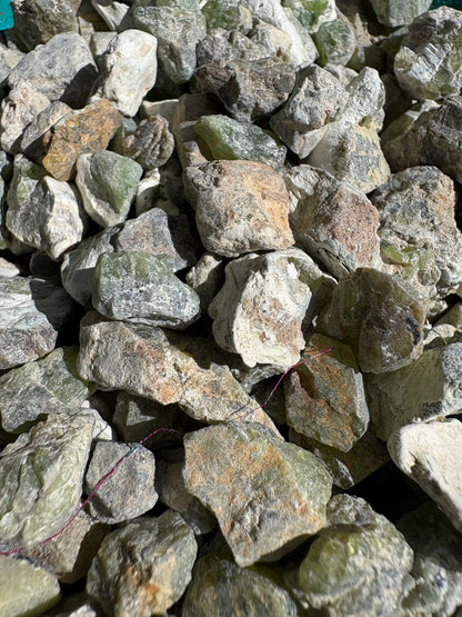 Peridot Crystal – Abundance, Renewal & Positive Energy