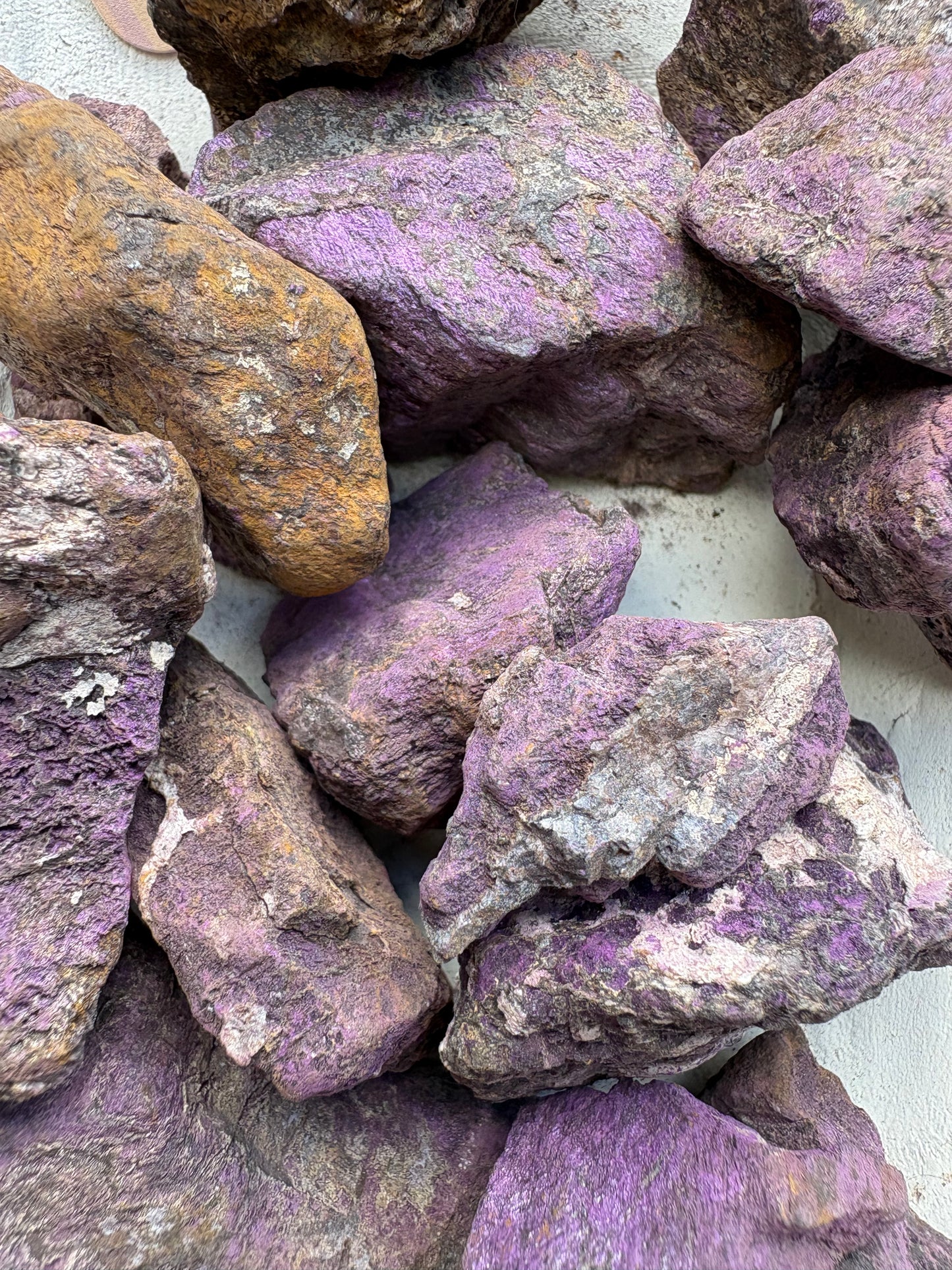 Purpurite Crystal – Spiritual Insight, Intuition & Self-Expression