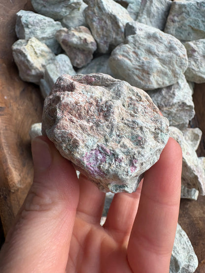 Ruby in Fuchsite Crystal – Heart Healing, Passion & Spiritual Growth