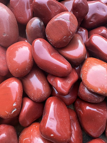 Red Jasper Tumbled Stone – Grounding, Courage & Vitality