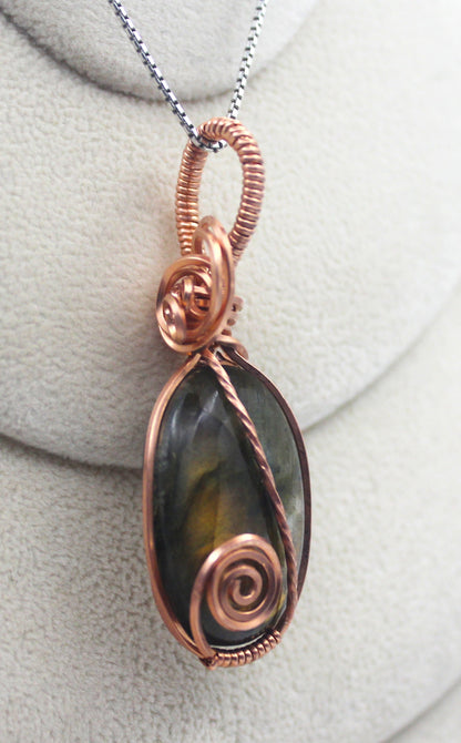 Raw Copper Labradorite Pendant Necklace