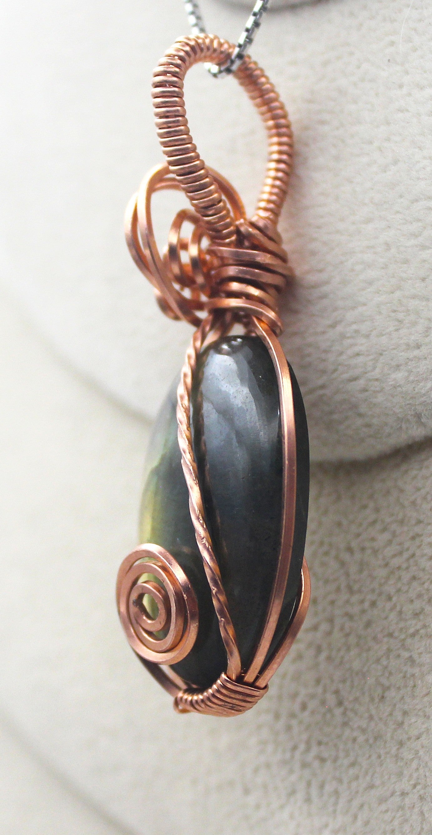 Raw Copper Labradorite Pendant Necklace