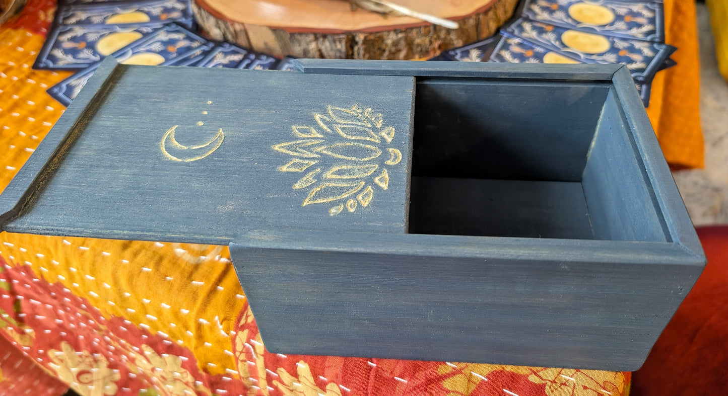 Tarot Raider Handcrafted Tarot & Oracle Card Box – Blue Finish (Small) Lotus and Moon
