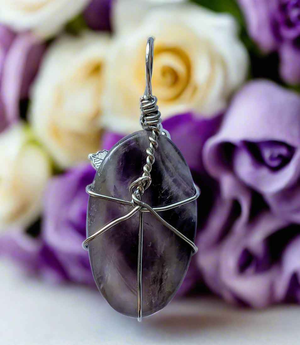 Plated Amethyst Rose Cabochon Necklace