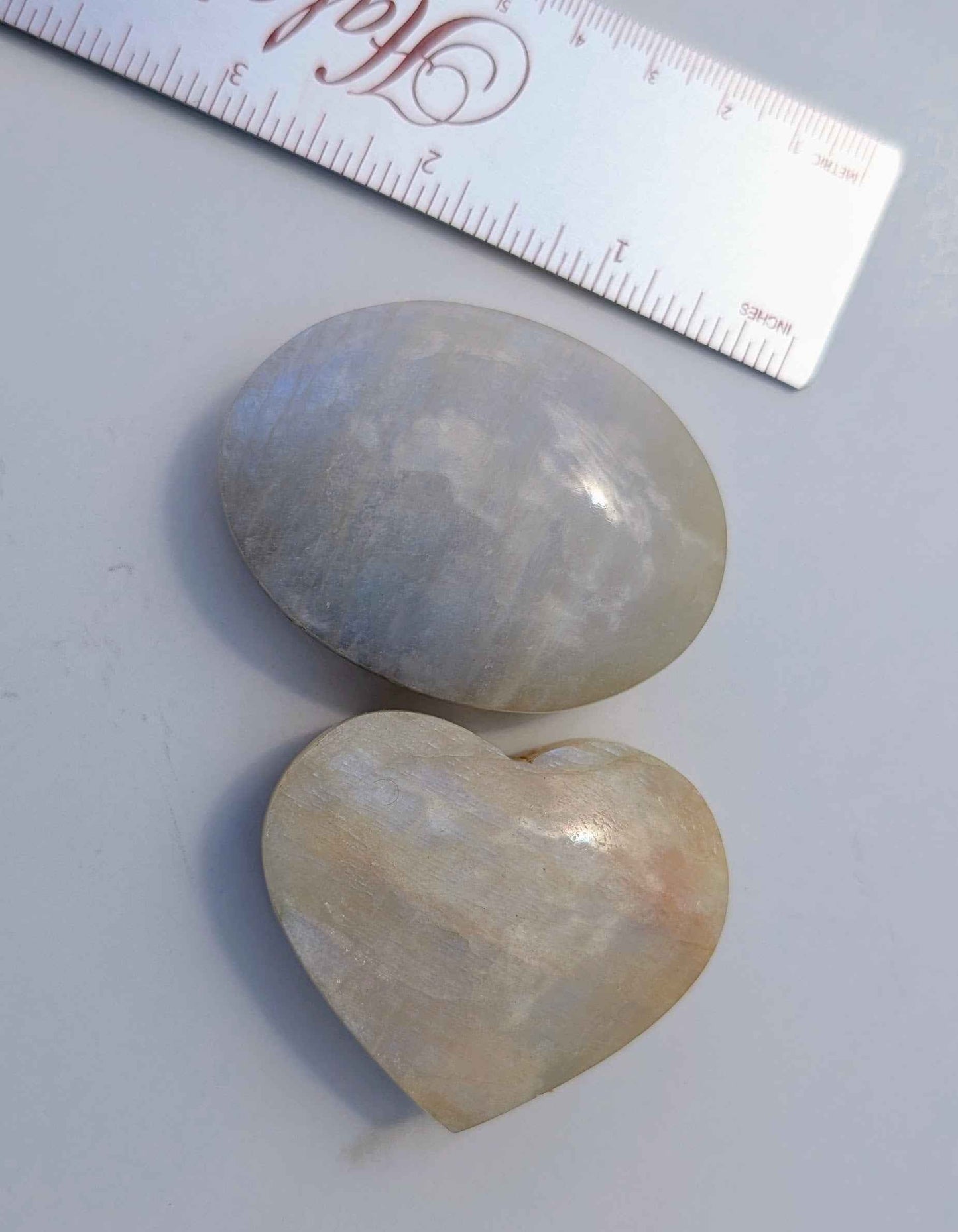 Moonstone Palm Stone