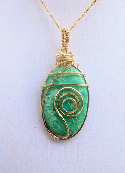 Gold Chrysoprase Pendant Necklace