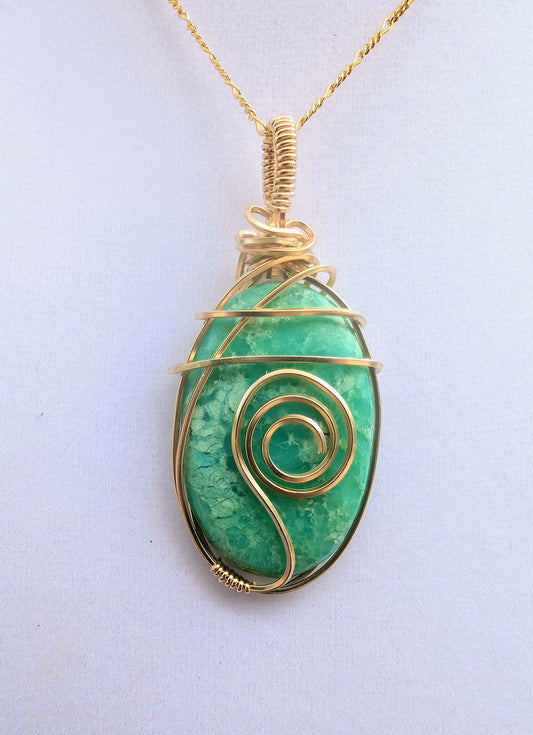Gold Chrysoprase Pendant Necklace