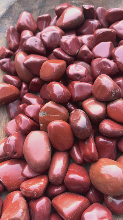 Red Jasper Tumbled Stone – Grounding, Courage & Vitality