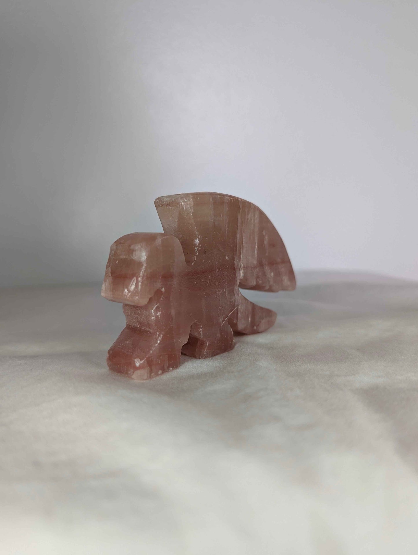 Mangano Calcite Griffin