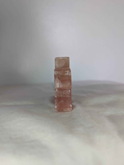 Mangano Calcite Griffin