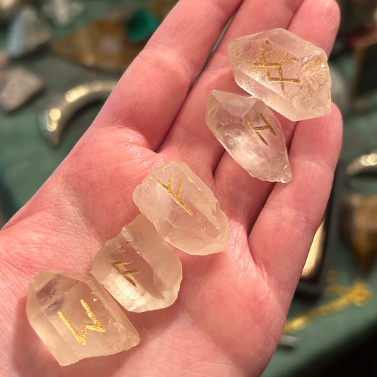 *Rune Set Clear Quartz Raw