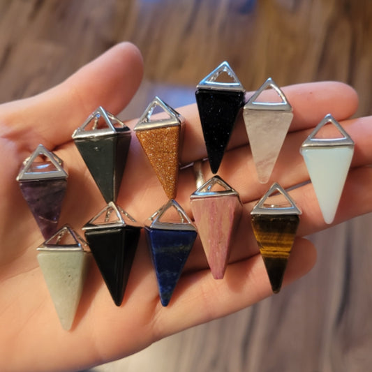 *Pendant Pyramid Point